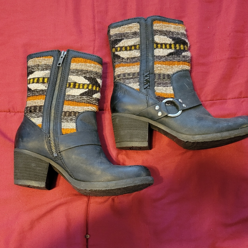 BORN wool and leather southwestern ankle boots - Picture 3 of 7